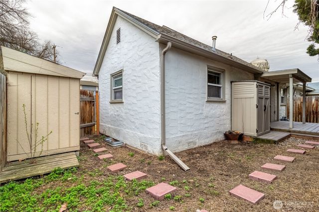 415 SE 5th Street, College Place, WA 99324