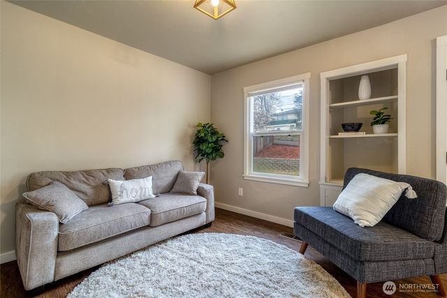 415 SE 5th Street, College Place, WA 99324