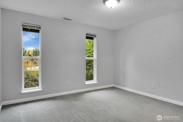 184 SW 200th Street, Normandy Park, WA 98166