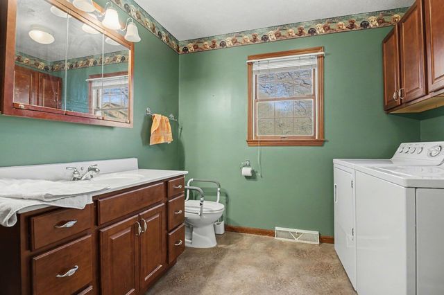 1521 Kentfield Way Apt 4, Goshen, IN 46526