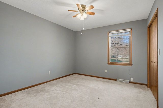 1521 Kentfield Way Apt 4, Goshen, IN 46526