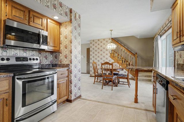 1521 Kentfield Way Apt 4, Goshen, IN 46526