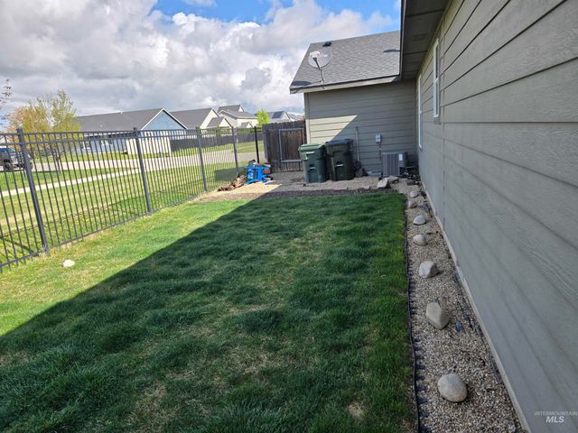 541 W Allspice St., Kuna, ID 83634