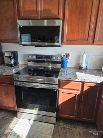 541 W Allspice St., Kuna, ID 83634