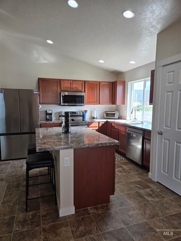 541 W Allspice St., Kuna, ID 83634