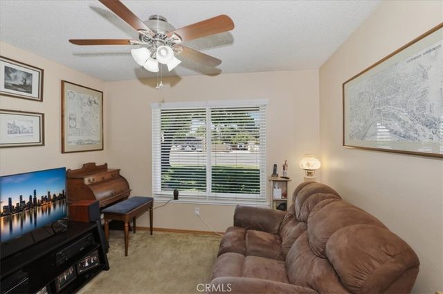 6916 Lincoln Avenue, Riverside, CA 92506