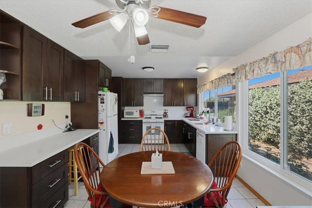 6916 Lincoln Avenue, Riverside, CA 92506