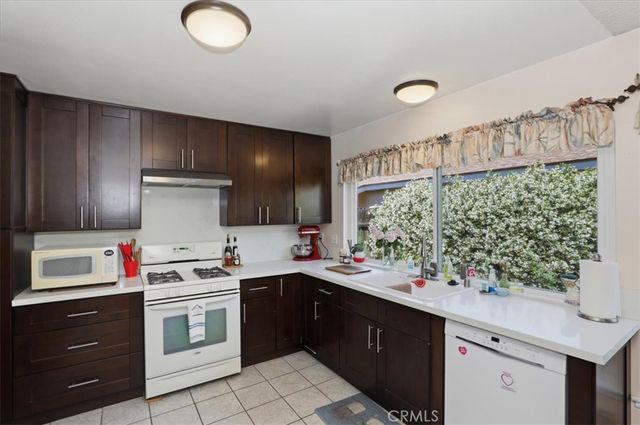 6916 Lincoln Avenue, Riverside, CA 92506