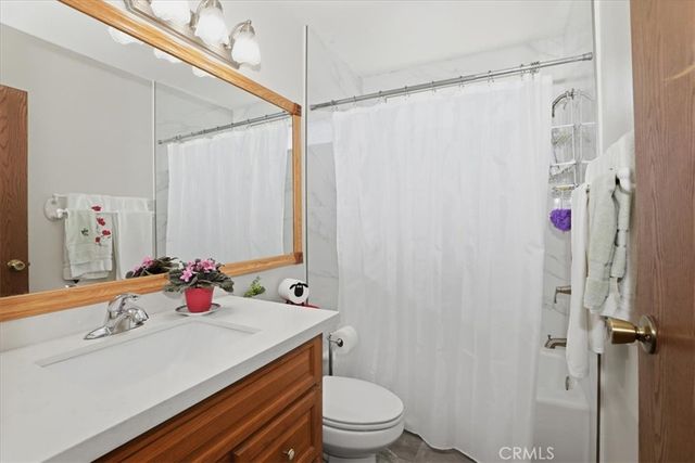 6916 Lincoln Avenue, Riverside, CA 92506
