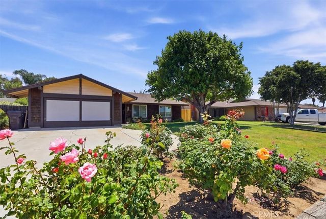 6916 Lincoln Avenue, Riverside, CA 92506