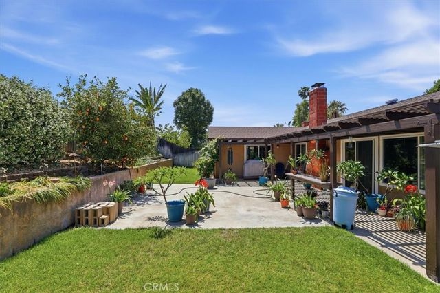 6916 Lincoln Avenue, Riverside, CA 92506