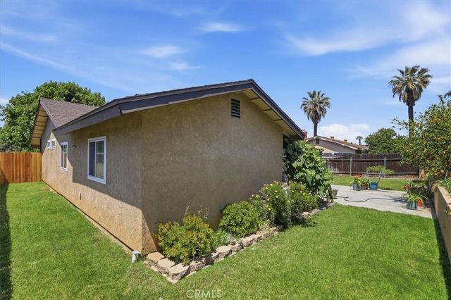 6916 Lincoln Avenue, Riverside, CA 92506