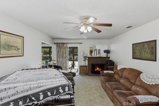 6916 Lincoln Avenue, Riverside, CA 92506