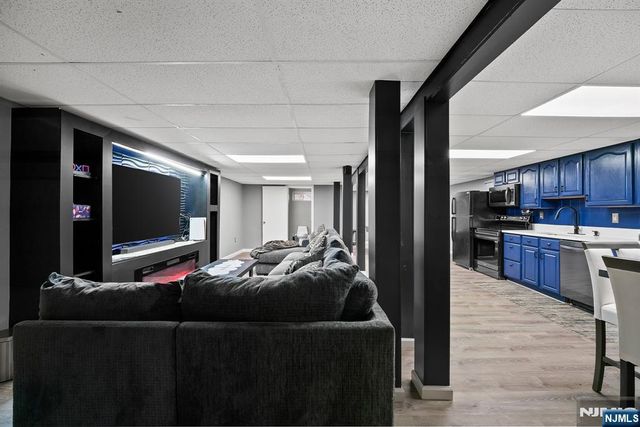 201 Newark Pompton Turnpike, Wayne, NJ 07470