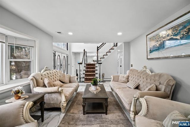 201 Newark Pompton Turnpike, Wayne, NJ 07470