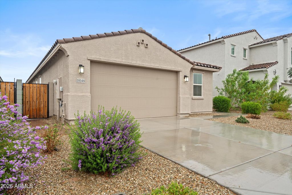 18148 W DALEY Lane, Surprise, AZ 85387 — photo 2