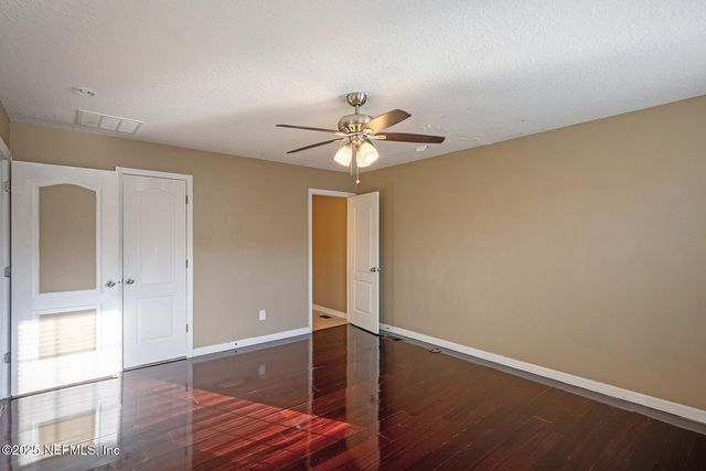 3753 VERDE GARDENS Circle, Jacksonville, FL 32218