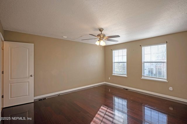 3753 VERDE GARDENS Circle, Jacksonville, FL 32218