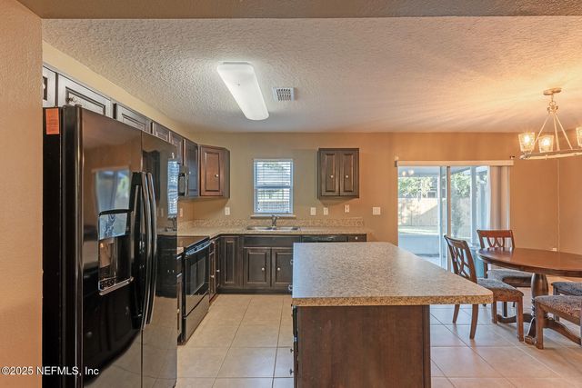 3753 VERDE GARDENS Circle, Jacksonville, FL 32218