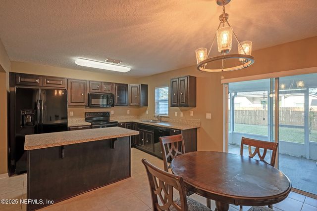 3753 VERDE GARDENS Circle, Jacksonville, FL 32218