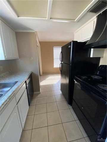 2302 Treasure Hills Boulevard, Harlingen, TX 78550