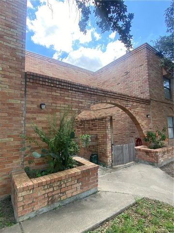 2302 Treasure Hills Boulevard, Harlingen, TX 78550