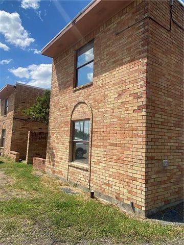 2302 Treasure Hills Boulevard, Harlingen, TX 78550