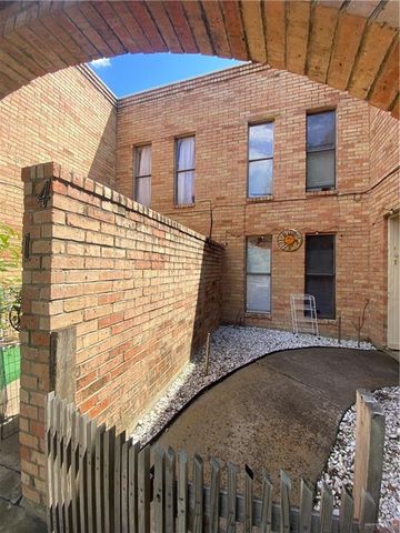 2302 Treasure Hills Boulevard, Harlingen, TX 78550