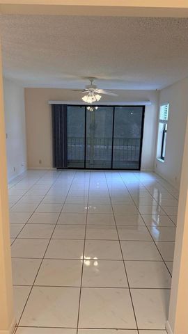 813 Sky Pine Way F2, Greenacres, FL 33415