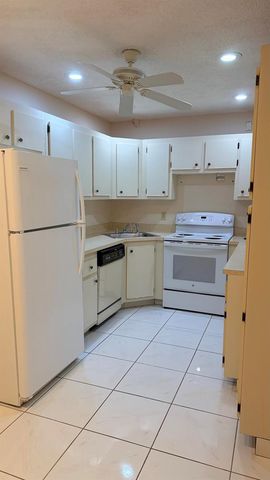 813 Sky Pine Way F2, Greenacres, FL 33415