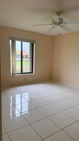 813 Sky Pine Way F2, Greenacres, FL 33415