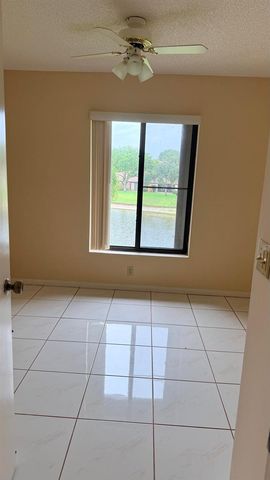 813 Sky Pine Way F2, Greenacres, FL 33415