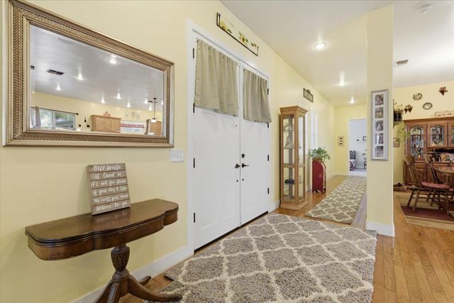 1979 Mcdonald Ave, Live Oak, CA 95953