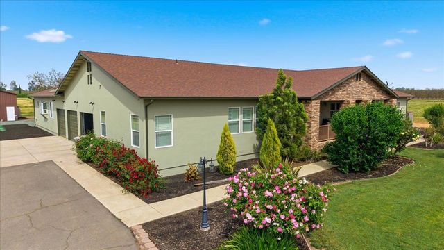 1979 Mcdonald Ave, Live Oak, CA 95953