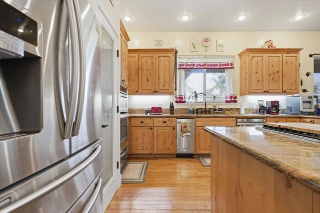 1979 Mcdonald Ave, Live Oak, CA 95953