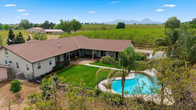 1979 Mcdonald Ave, Live Oak, CA 95953