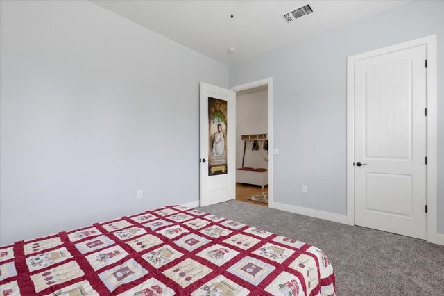 1979 Mcdonald Ave, Live Oak, CA 95953