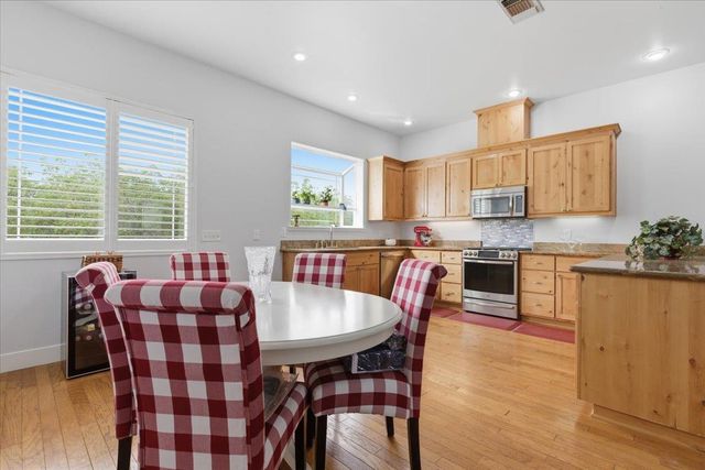 1979 Mcdonald Ave, Live Oak, CA 95953