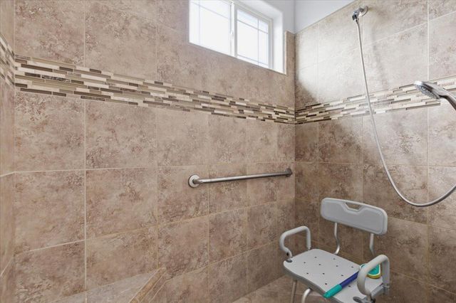 1979 Mcdonald Ave, Live Oak, CA 95953