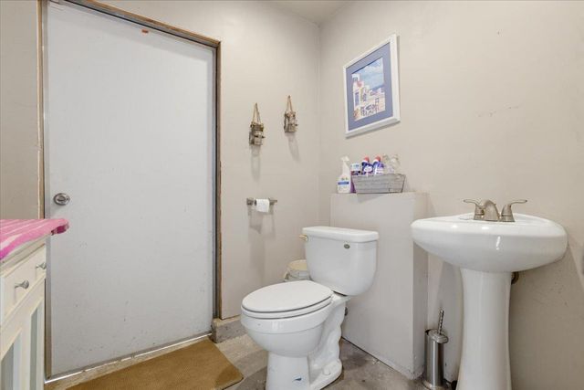 1979 Mcdonald Ave, Live Oak, CA 95953