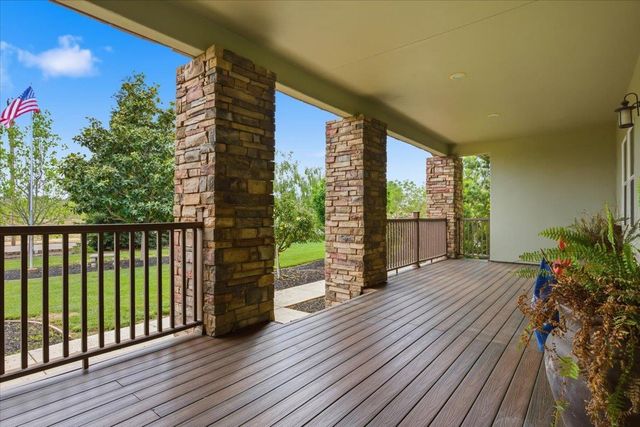 1979 Mcdonald Ave, Live Oak, CA 95953