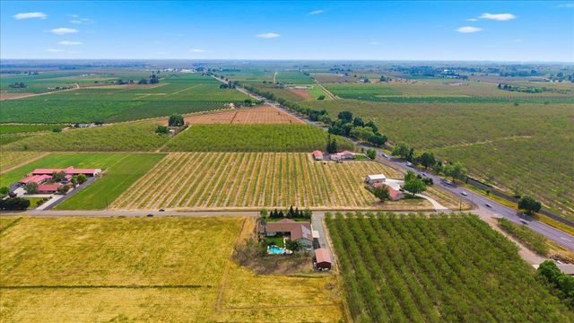 1979 Mcdonald Ave, Live Oak, CA 95953