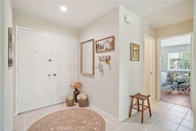 2402 Via Mariposa W 1E, Laguna Woods, CA 92637