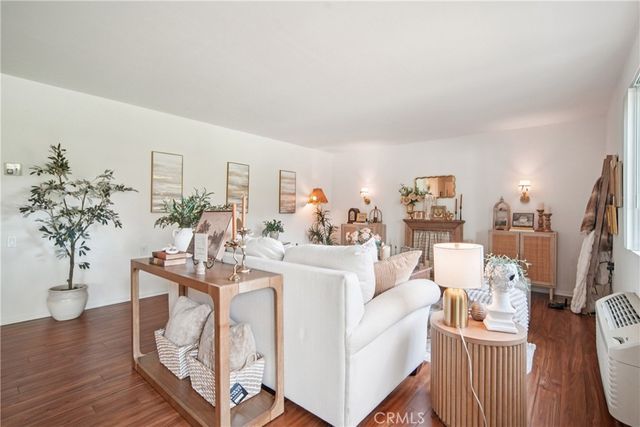 2402 Via Mariposa W 1E, Laguna Woods, CA 92637