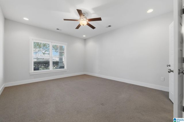 175 KING RICHARDS WAY, Calera, AL 35040