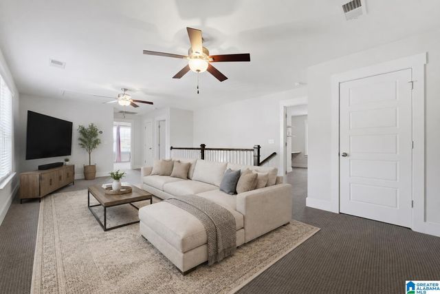 175 KING RICHARDS WAY, Calera, AL 35040