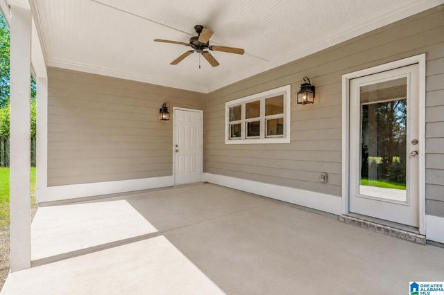 175 KING RICHARDS WAY, Calera, AL 35040
