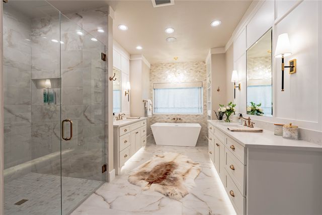 100 Lakeside Court, Malakoff, TX 75148