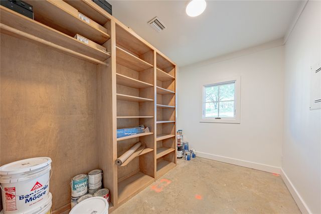 100 Lakeside Court, Malakoff, TX 75148