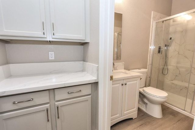 451 Hawkcrest Cir, Sacramento, CA 95835